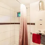 Haus Am Bach بيت للعطل