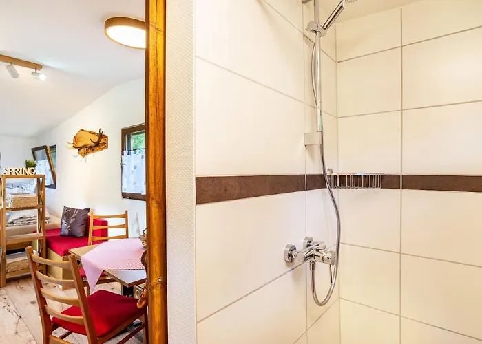 Haus Am Bach * Schonmunzach